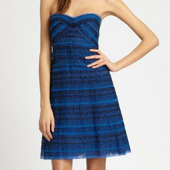 BCBG MAXAZRIA VALENTINE COCKTAIL DRESS. - Picture 4 of 8